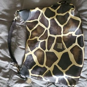 Dooney& Bourke large giraffe purse EUC